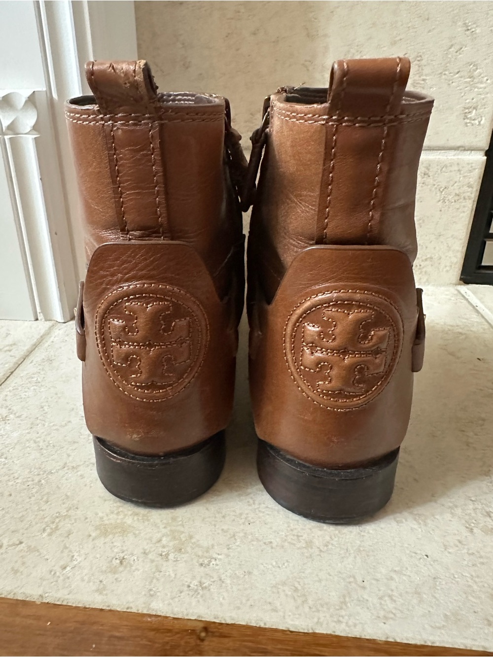 Tory Butch Woman’s Colton Brown Leather Ankle Moto Boots Booties buckle Zip 7.5